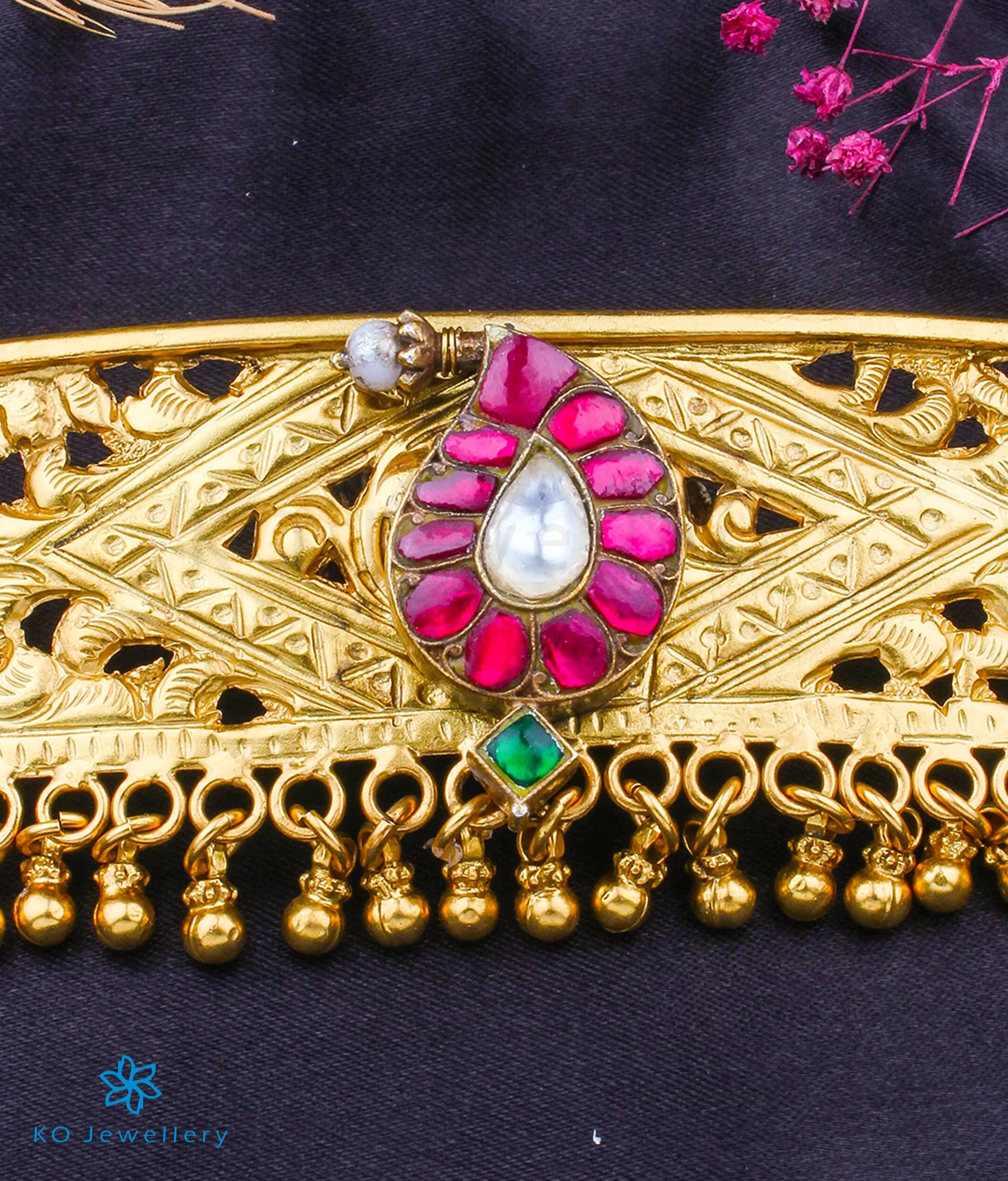 The Agraja Silver Paisley Choker Necklace