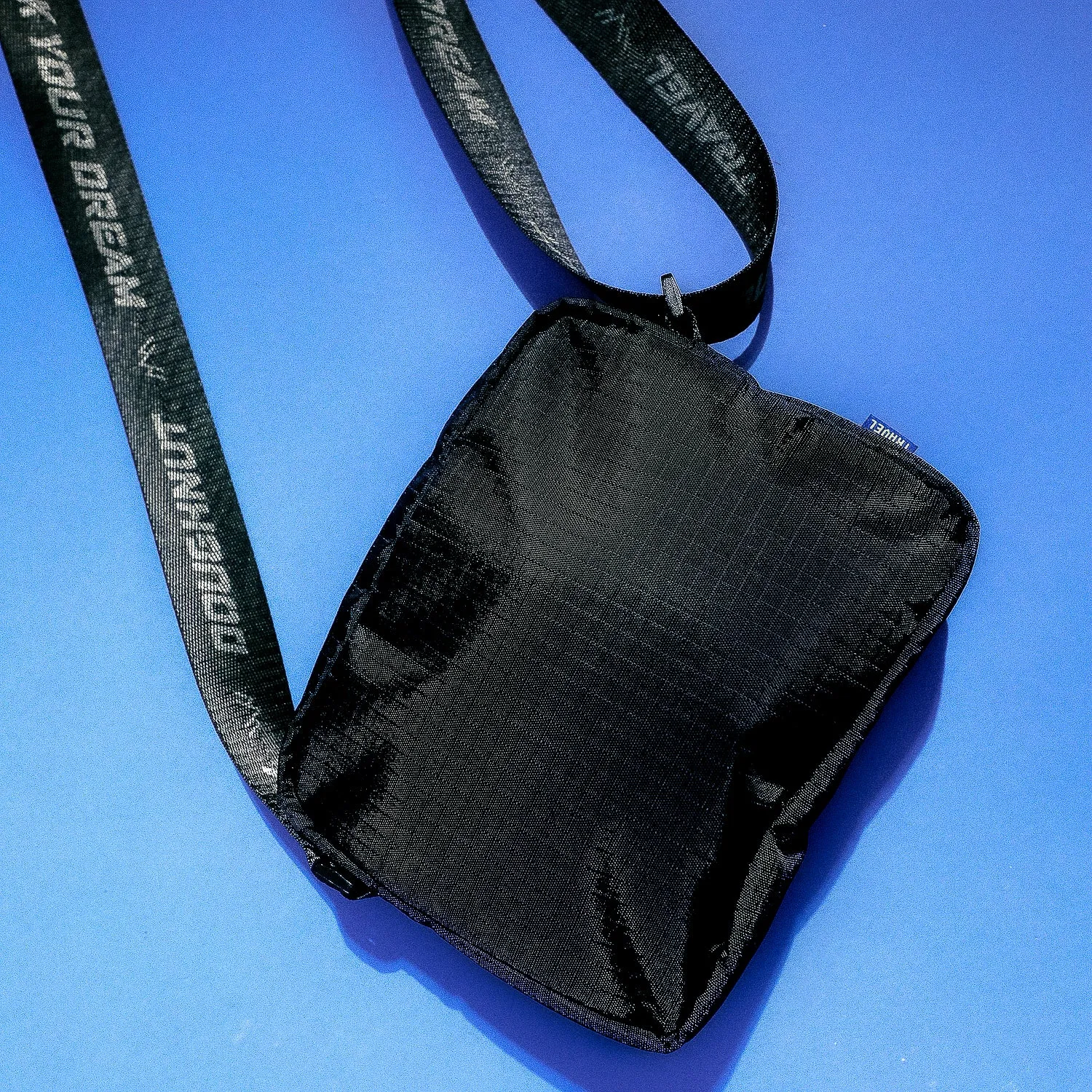 Traverse Doughnut Airlines Ii Series Crossbody Bag